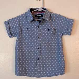 DKNY button down, Short sleeve,dress up shirt for Toddler 4T. Denim blue